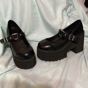 Black Mary Jane platforms size 9